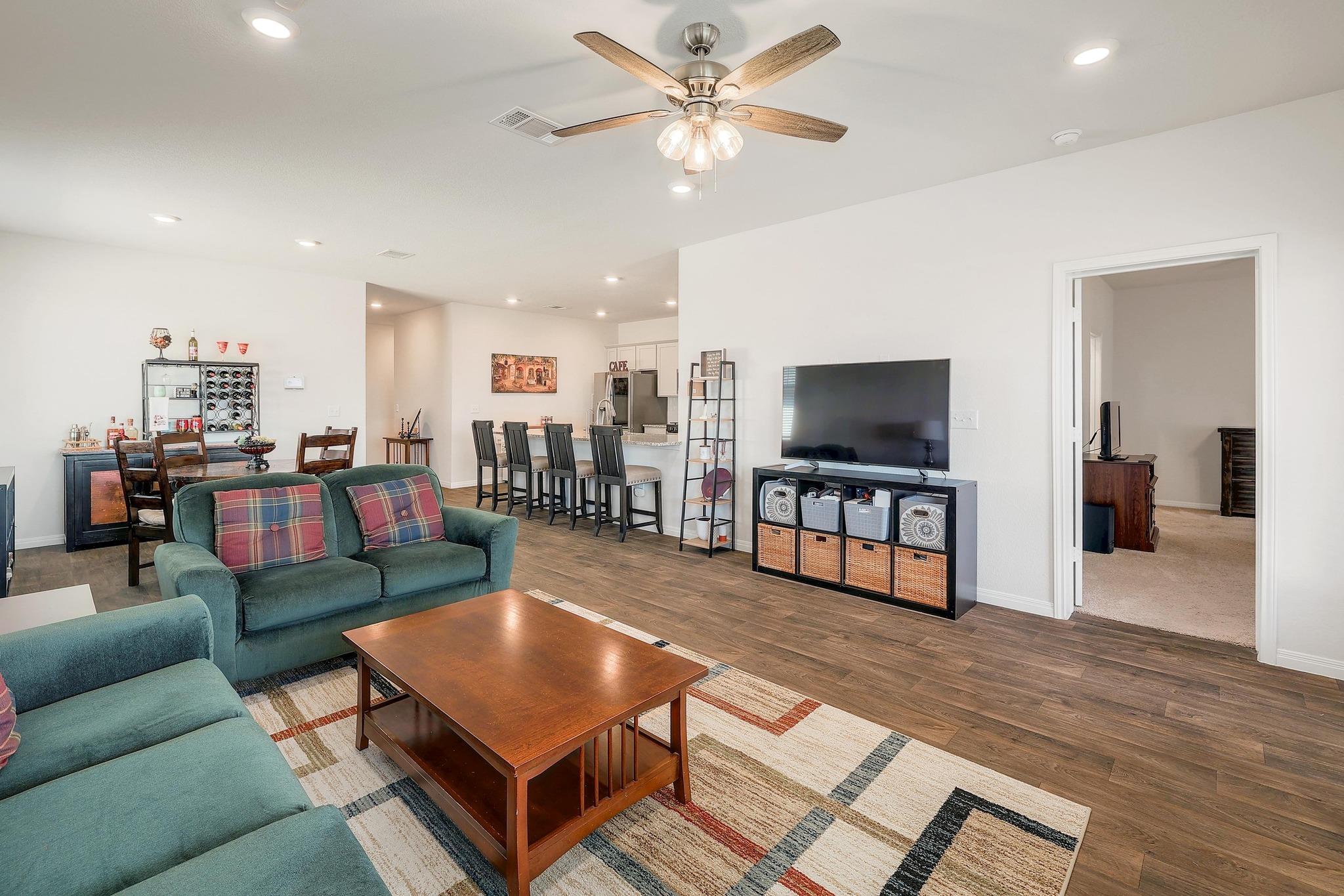 208 Abby Rd, Georgetown, TX 78626