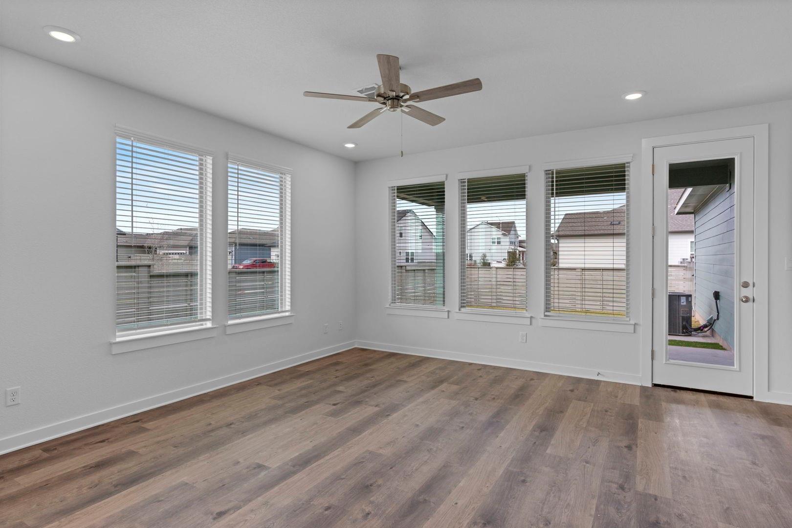 132 Adelton Blvd, Bastrop, TX 78602