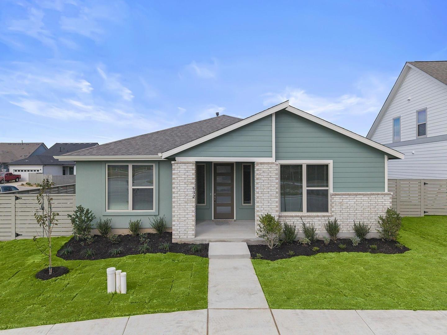 132 Adelton Blvd, Bastrop, TX 78602