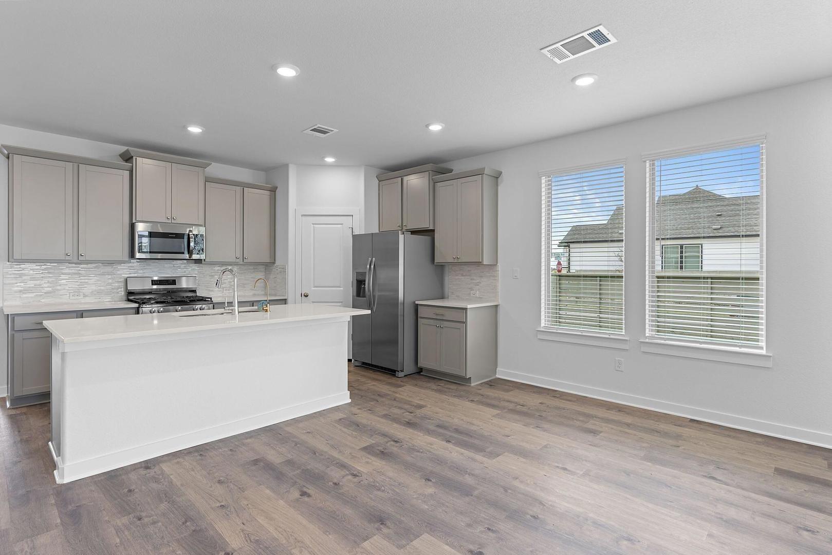 132 Adelton Blvd, Bastrop, TX 78602