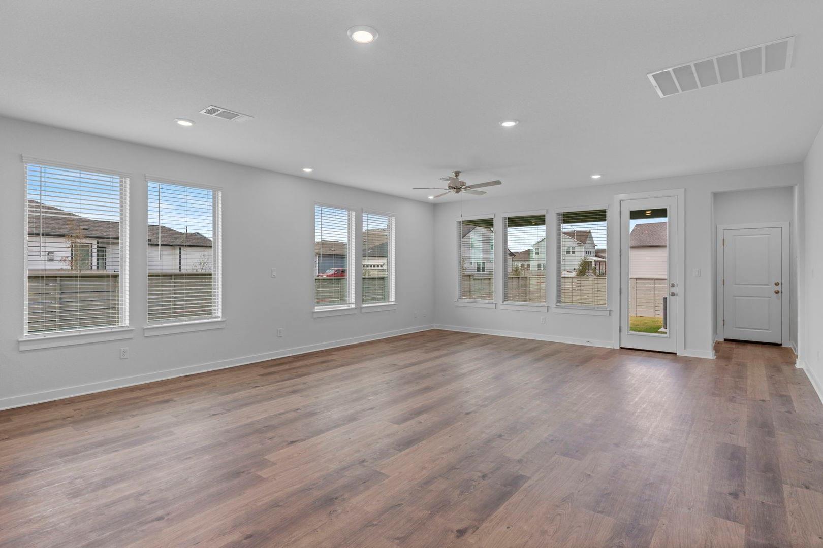 132 Adelton Blvd, Bastrop, TX 78602