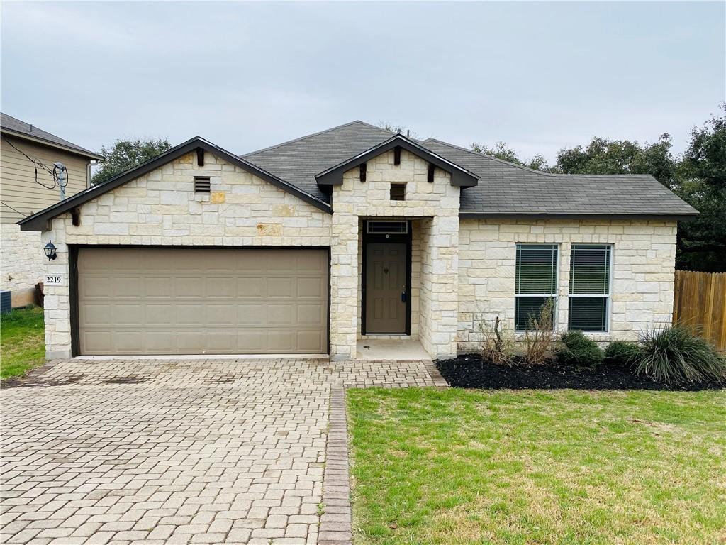 2219 Stonehaven, San Marcos, TX 78666