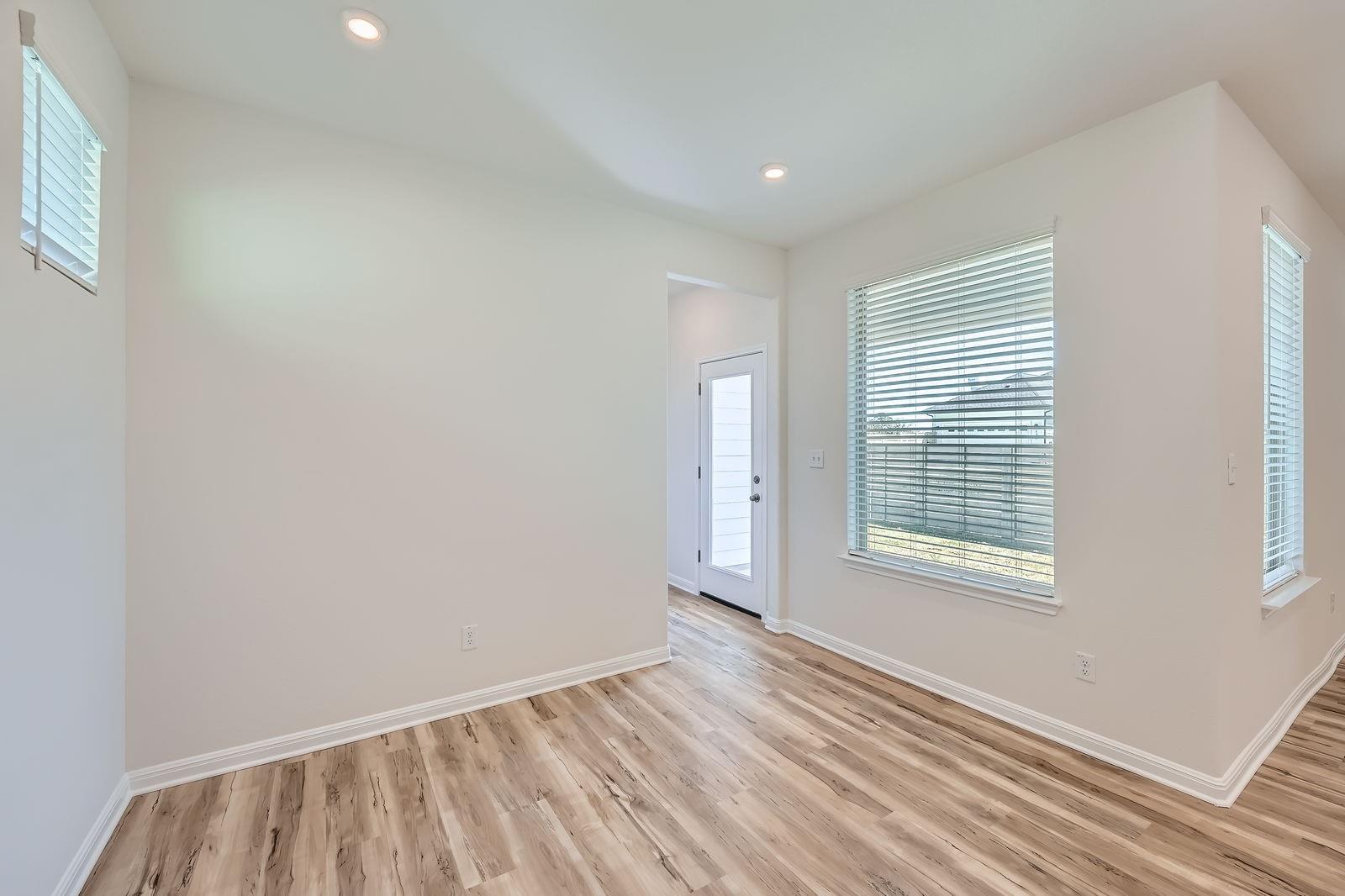 191 Weaver Ln, Bastrop, TX 78602