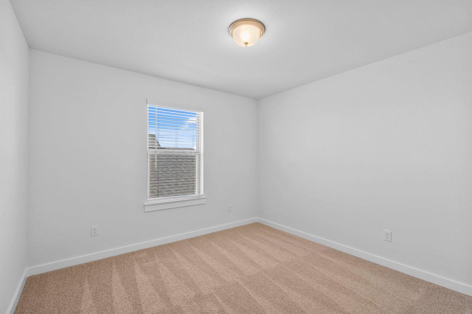 191 Weaver Ln, Bastrop, TX 78602