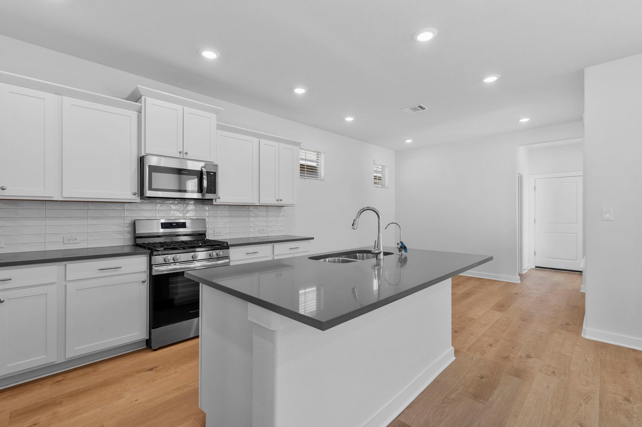 191 Weaver Ln, Bastrop, TX 78602