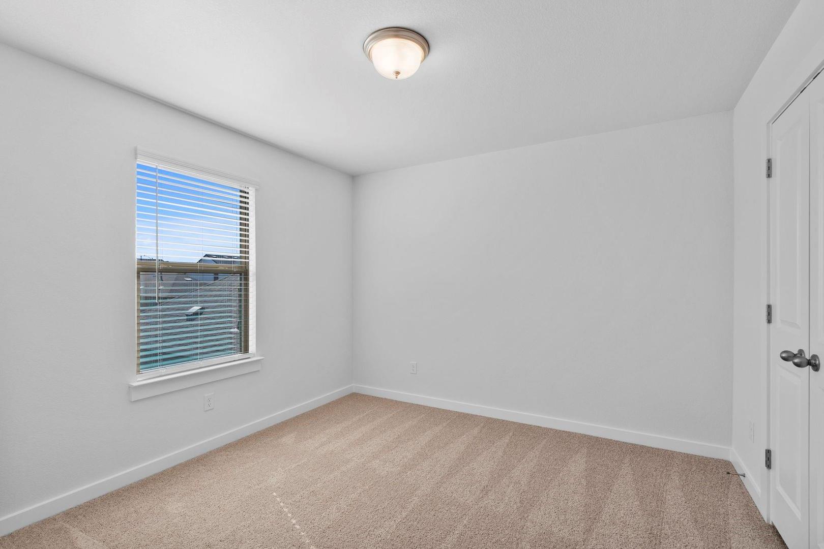 191 Weaver Ln, Bastrop, TX 78602