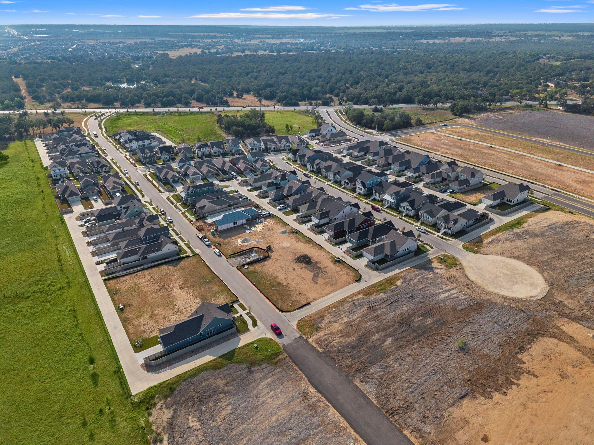 191 Weaver Ln, Bastrop, TX 78602