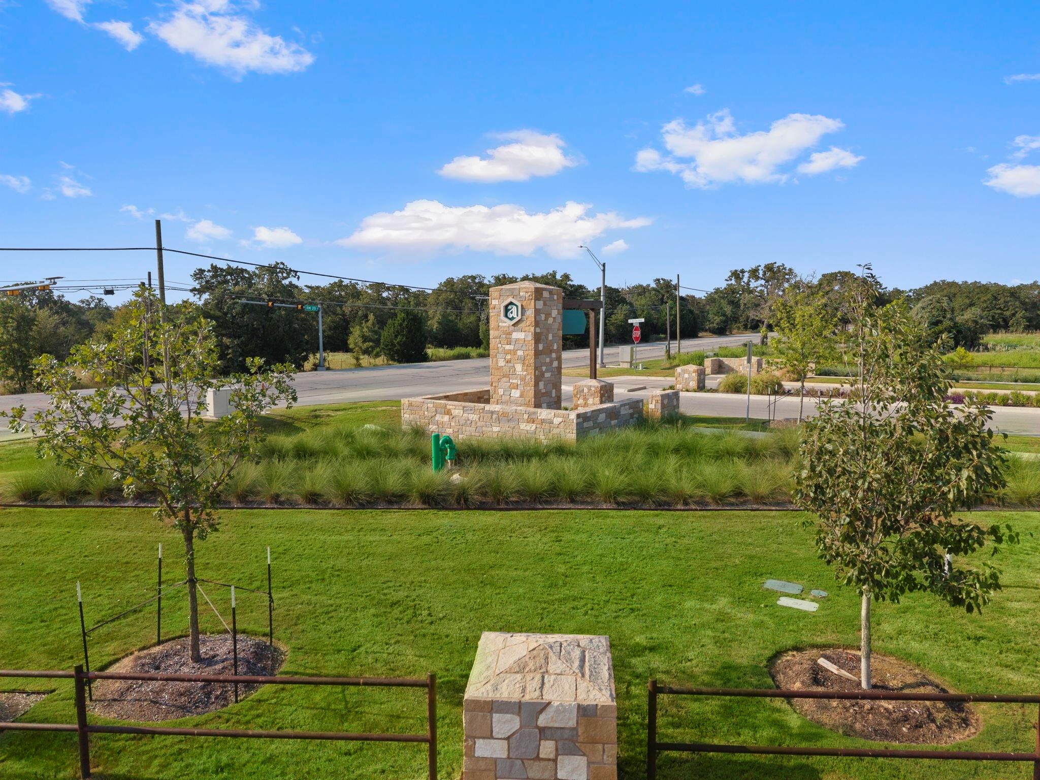 191 Weaver Ln, Bastrop, TX 78602