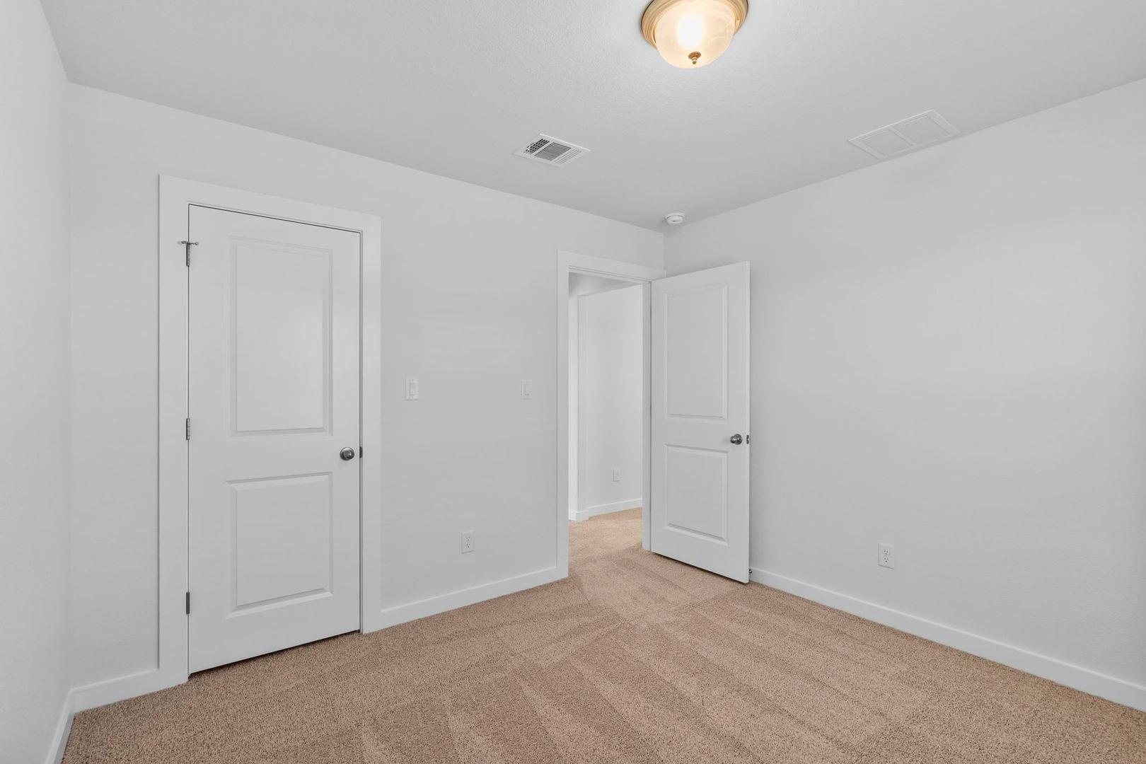 191 Weaver Ln, Bastrop, TX 78602