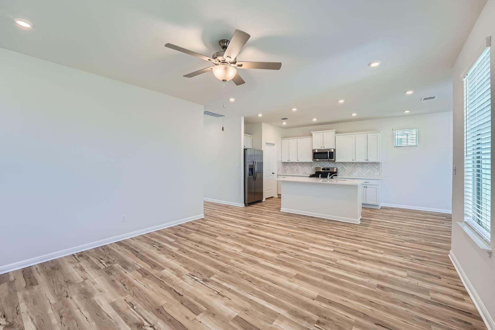 191 Weaver Ln, Bastrop, TX 78602