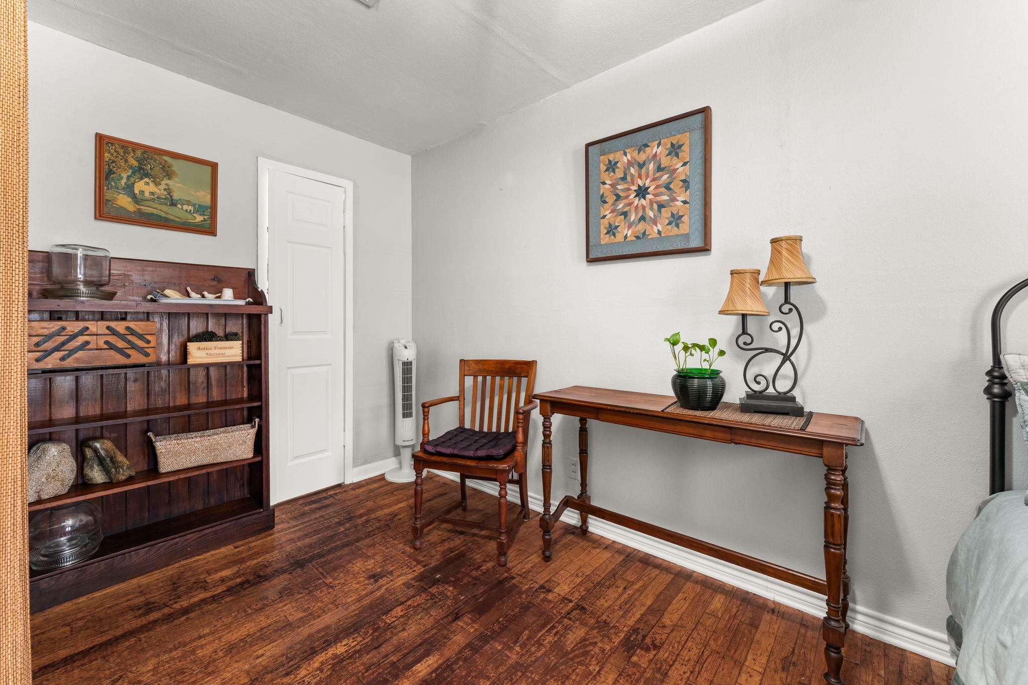 1303 Alegria Rd, Austin, TX 78757