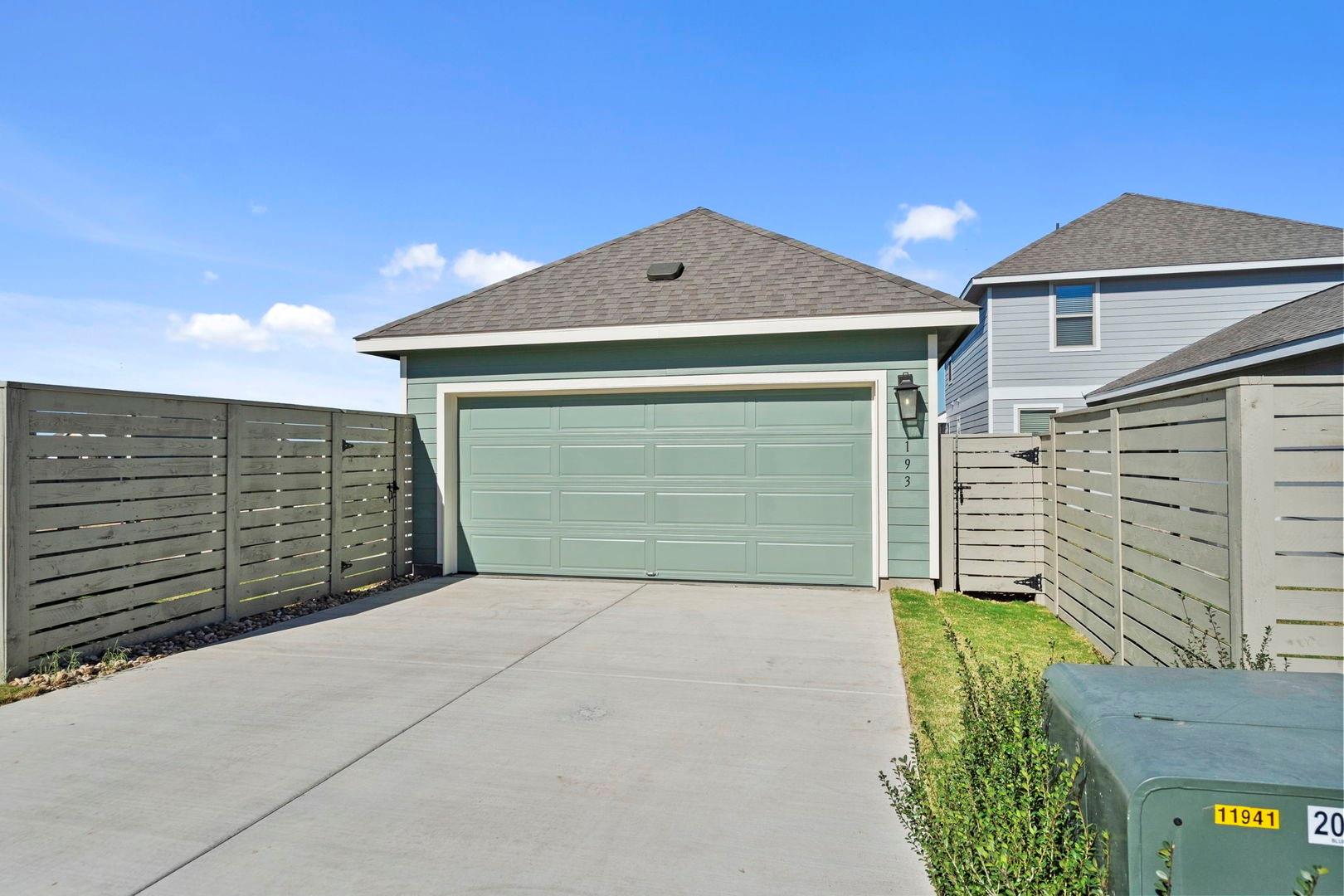 193 Weaver Ln, Bastrop, TX 78602