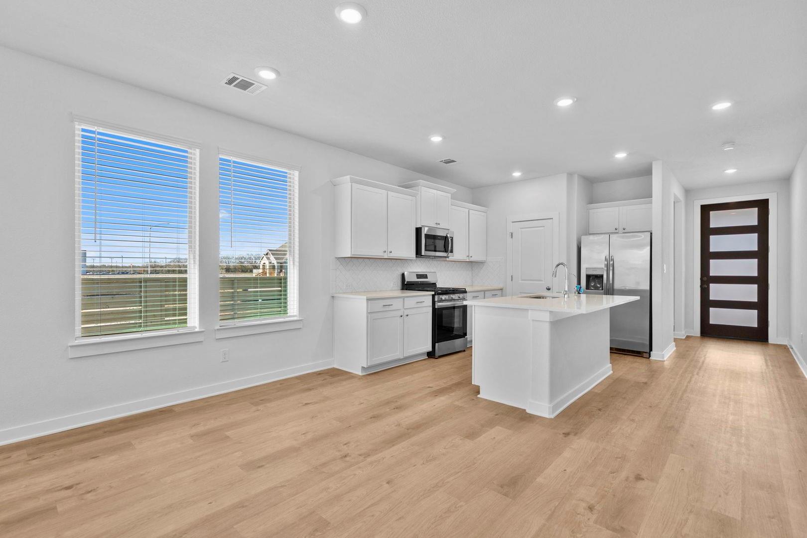 193 Weaver Ln, Bastrop, TX 78602