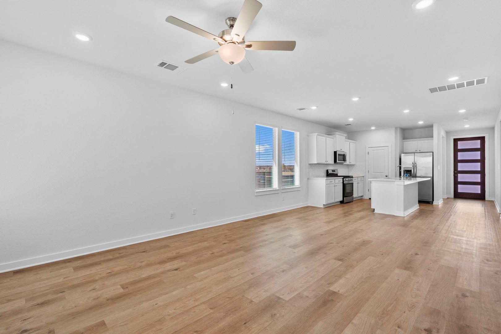 193 Weaver Ln, Bastrop, TX 78602