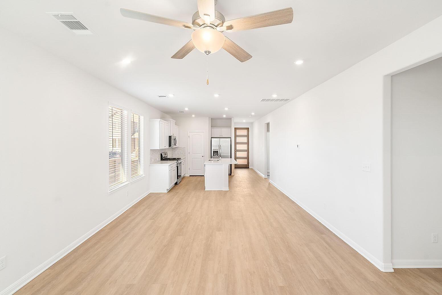 193 Weaver Ln Ln, Bastrop, TX 78602