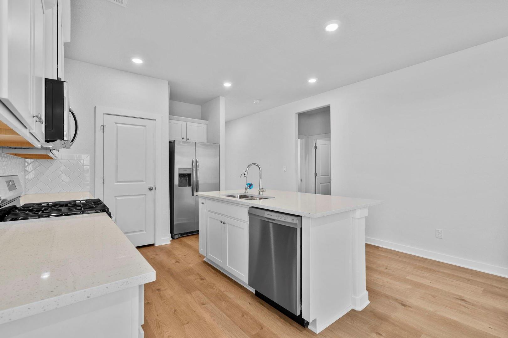 193 Weaver Ln, Bastrop, TX 78602