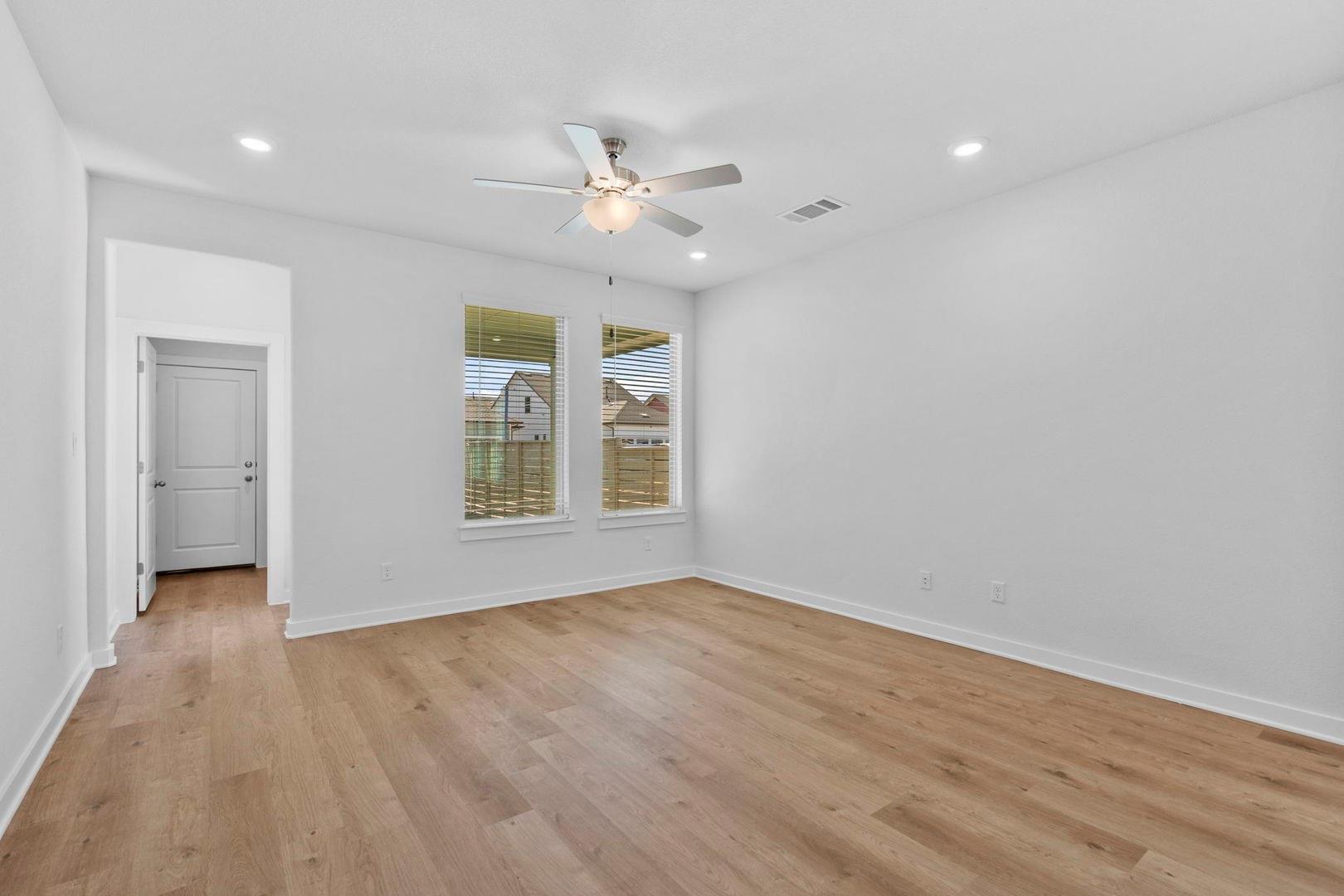 193 Weaver Ln, Bastrop, TX 78602