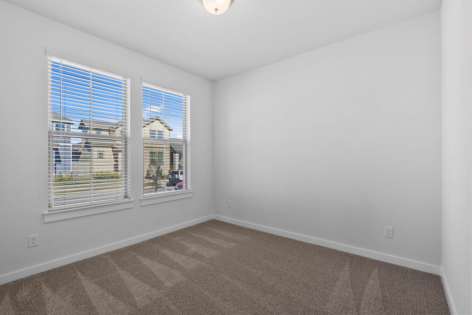 193 Weaver Ln, Bastrop, TX 78602