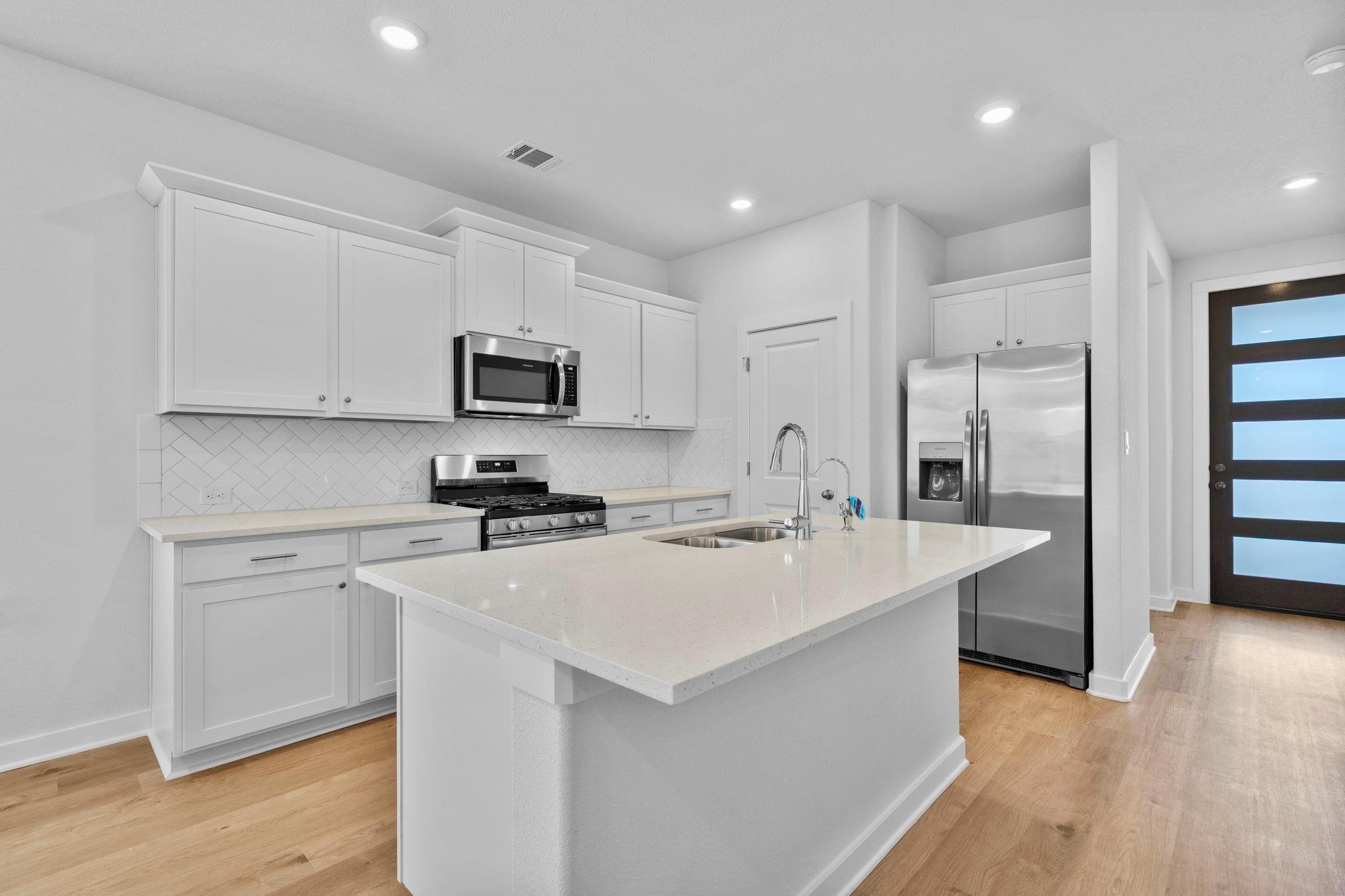 193 Weaver Ln Ln, Bastrop, TX 78602