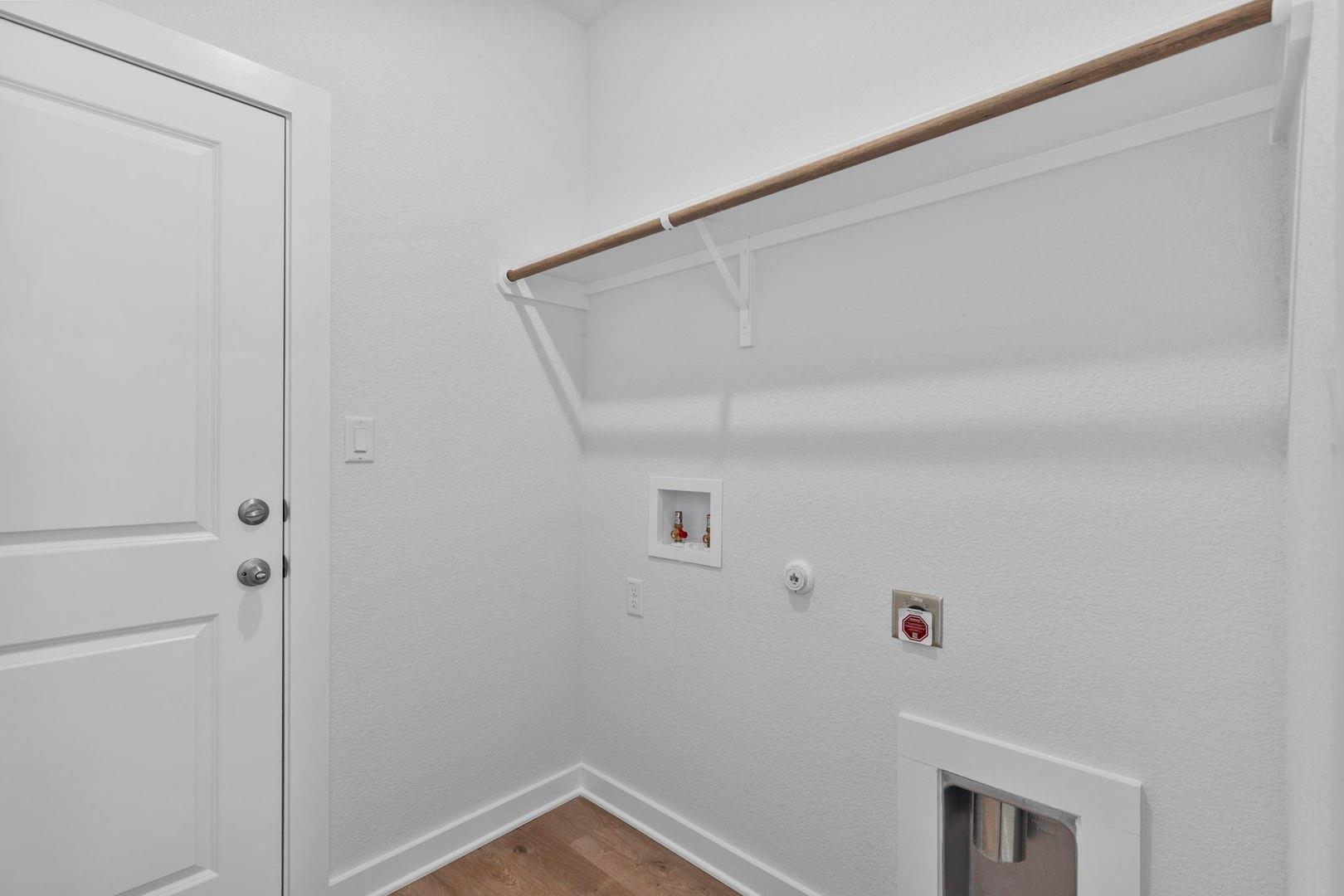 193 Weaver Ln, Bastrop, TX 78602