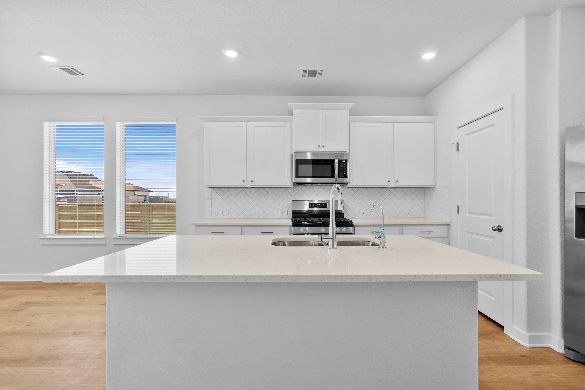 193 Weaver Ln Ln, Bastrop, TX 78602