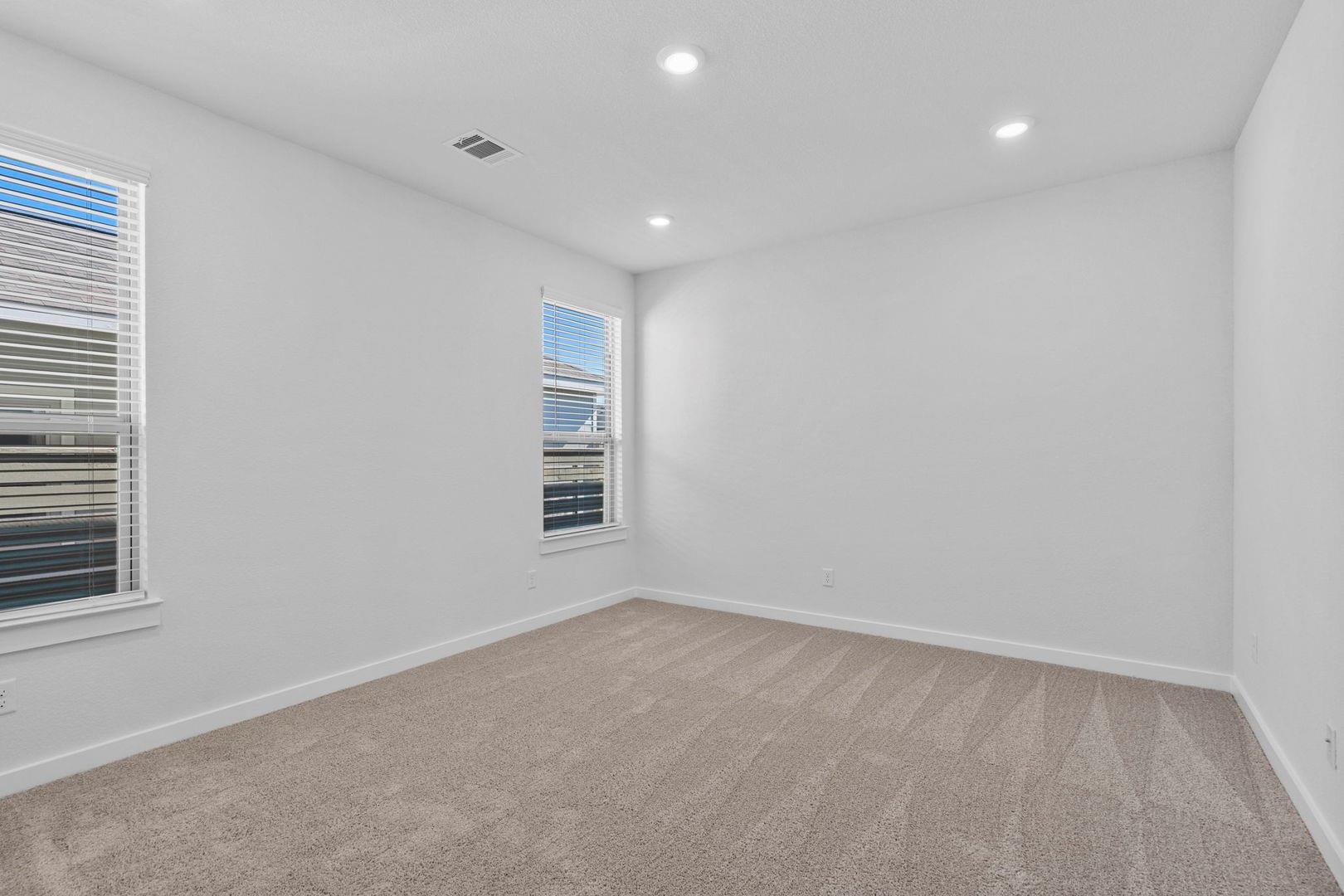 193 Weaver Ln, Bastrop, TX 78602