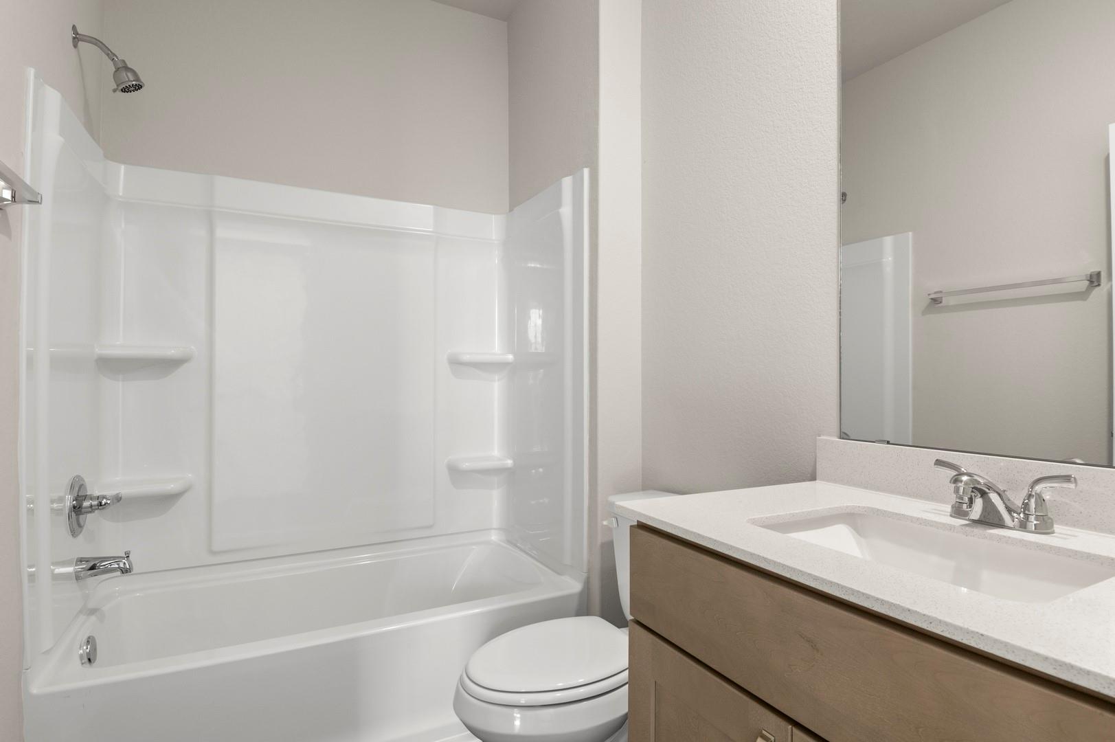 141 Summer Dr, Elgin, TX 78621