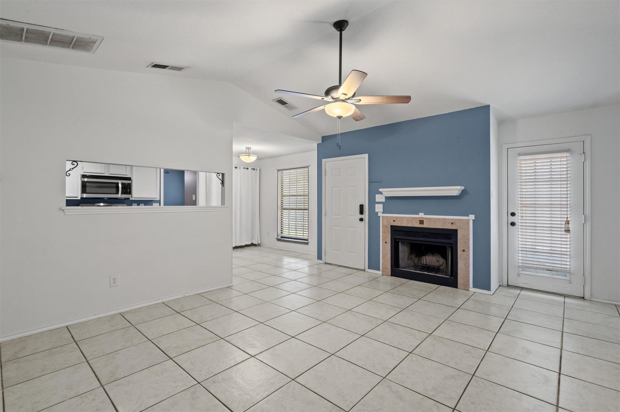 621 Luther Dr # A, Georgetown, TX 78628