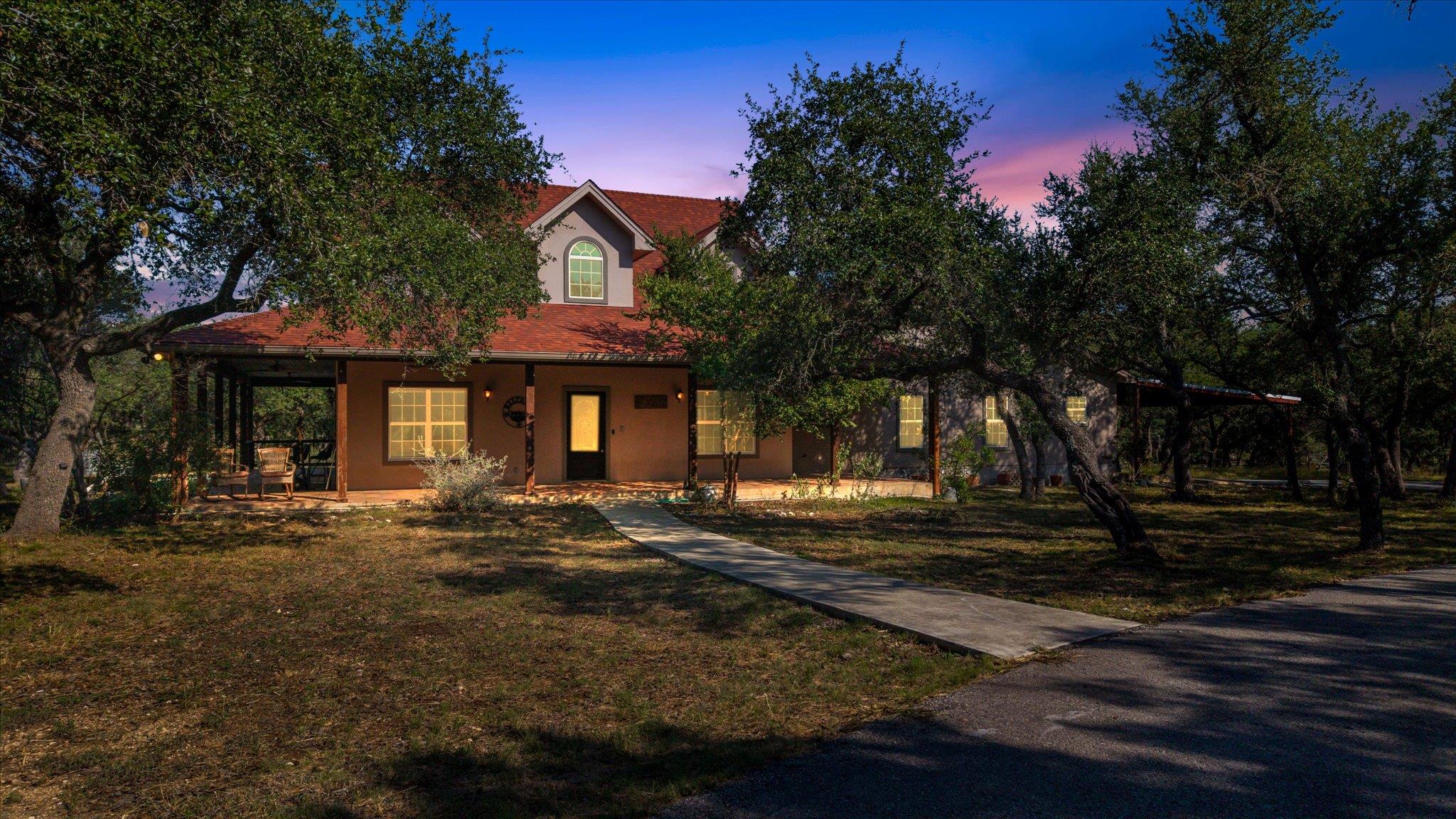2471 Oak Run Dr, Wimberley, TX 78676