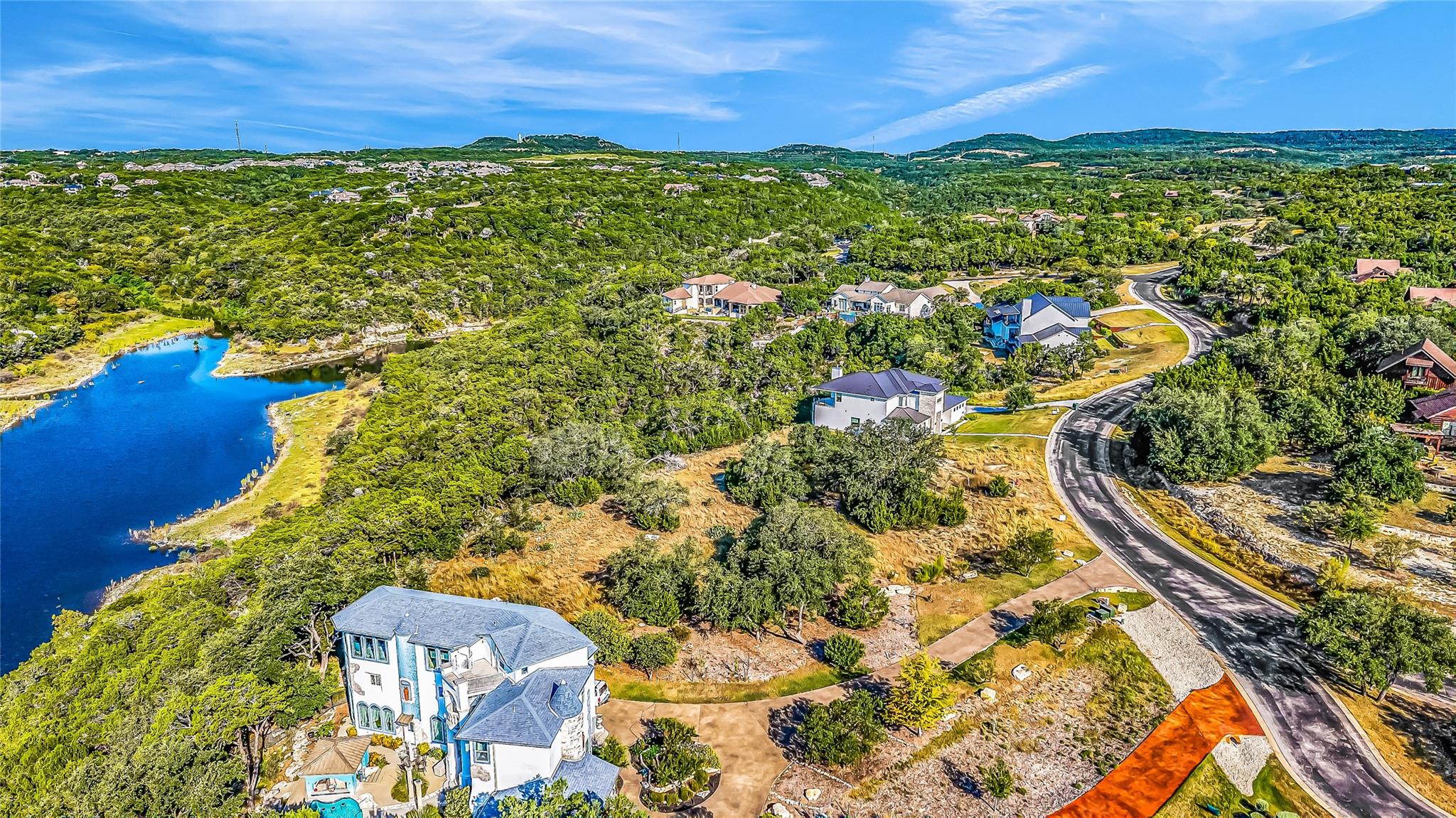 7216 Getaway Dr, Jonestown, TX 78645