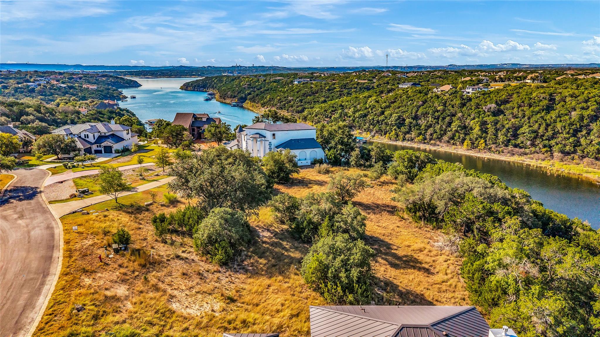 7216 Getaway Dr, Jonestown, TX 78645