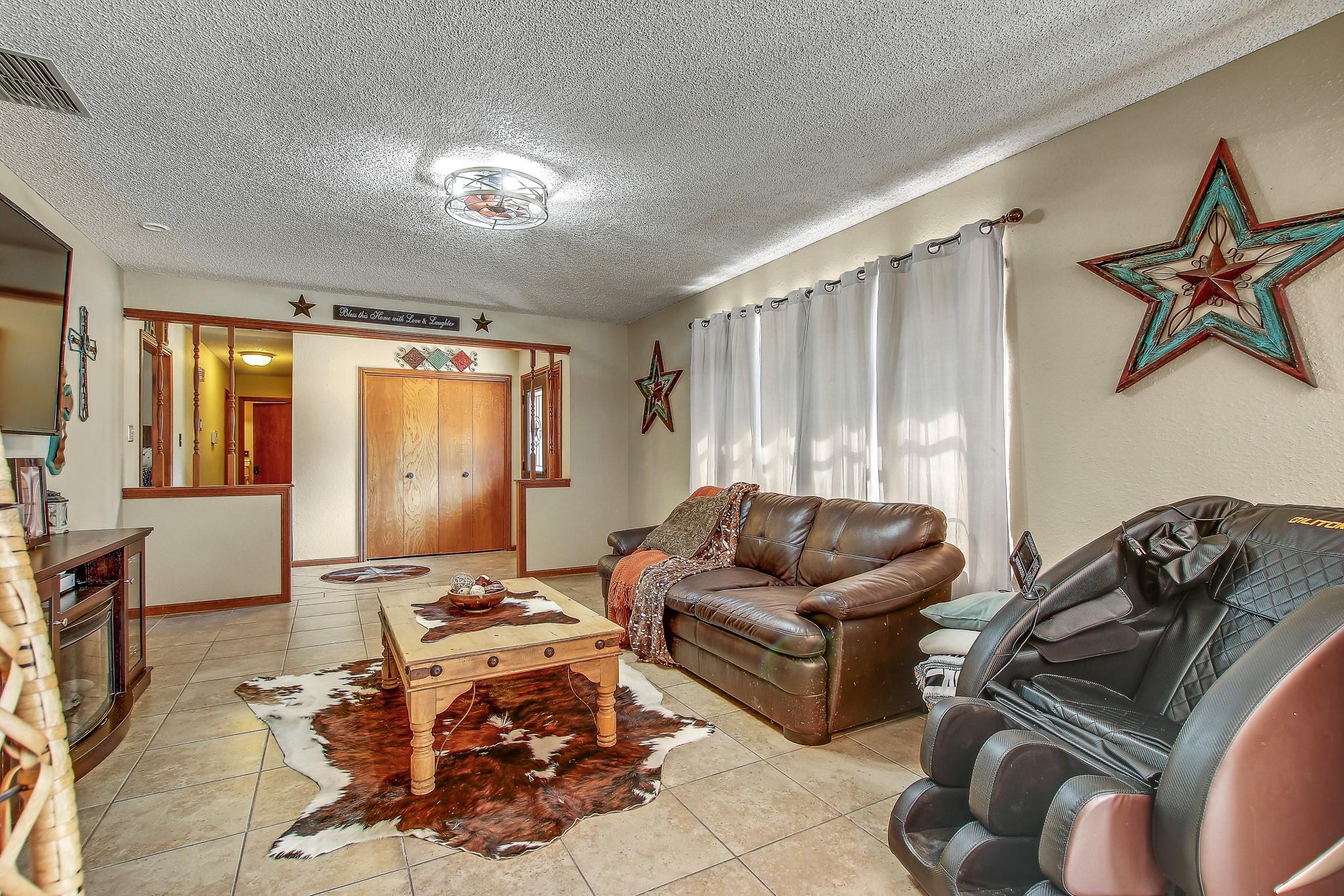 105 Frederick Ln, Thorndale, TX 76577