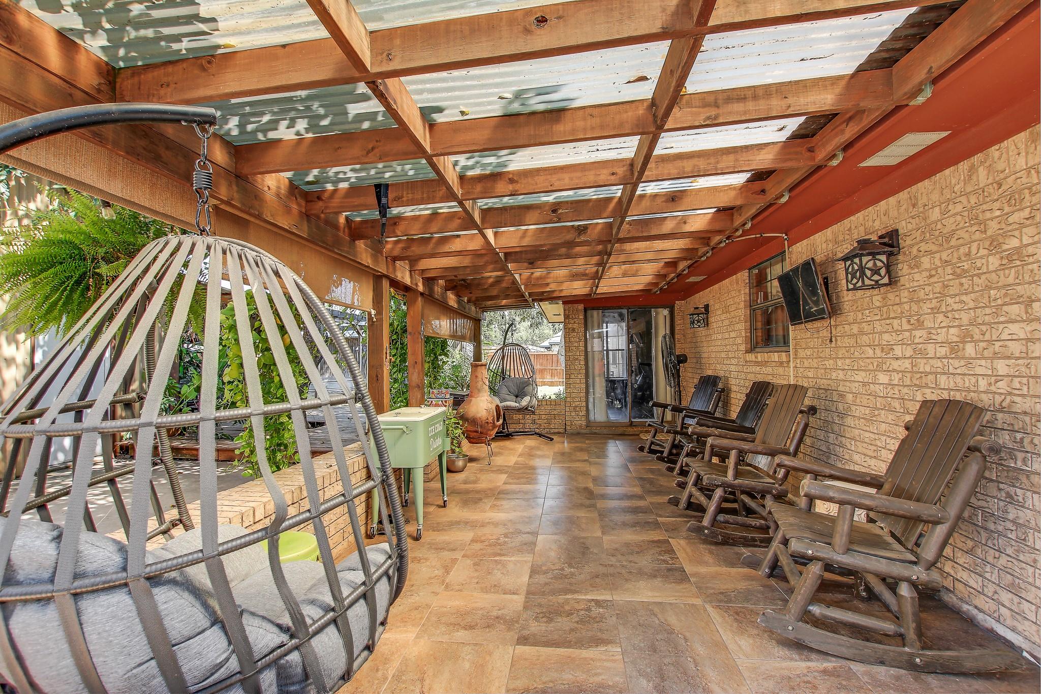 105 Frederick Ln, Thorndale, TX 76577