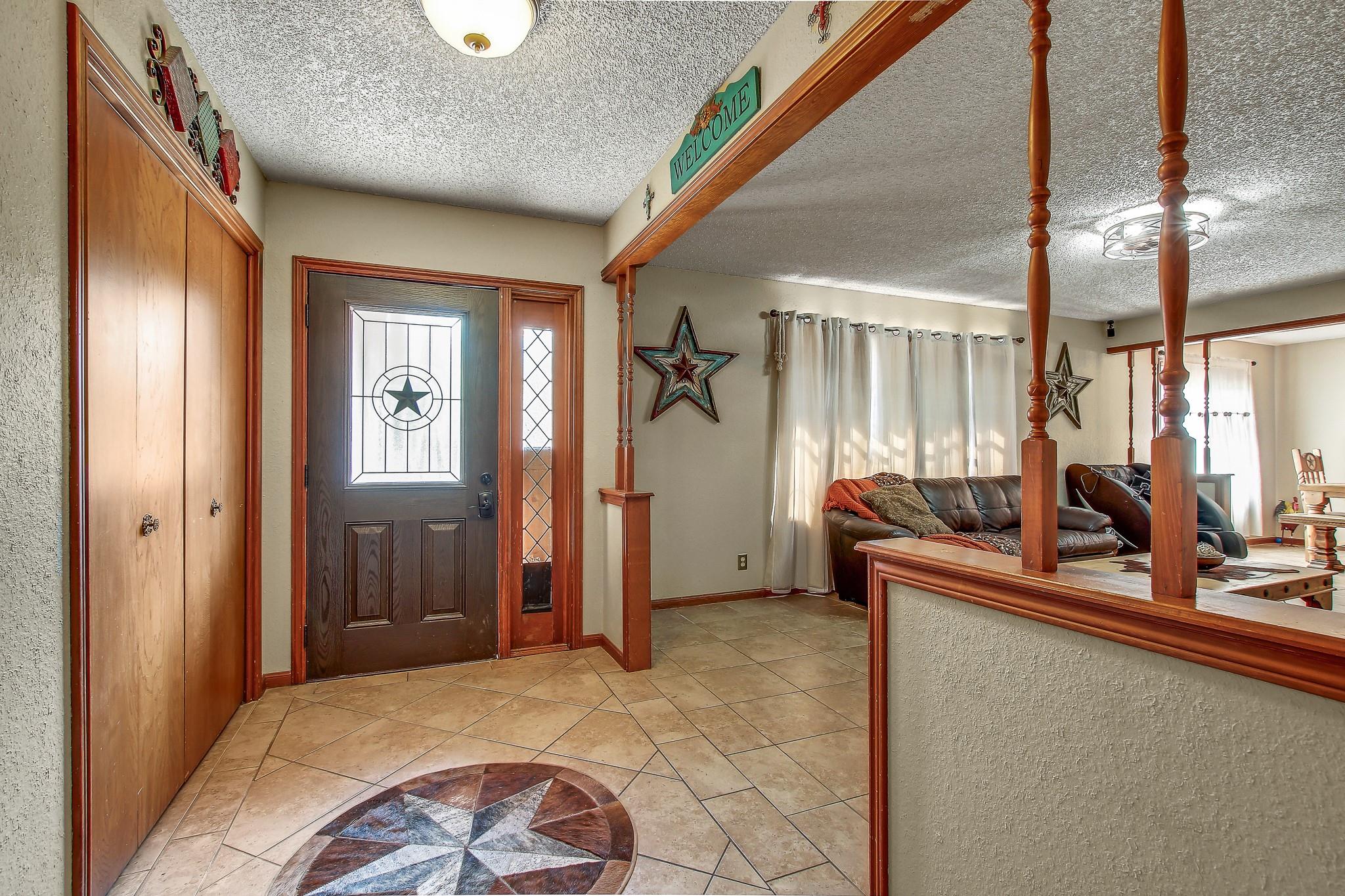 105 Frederick Ln, Thorndale, TX 76577