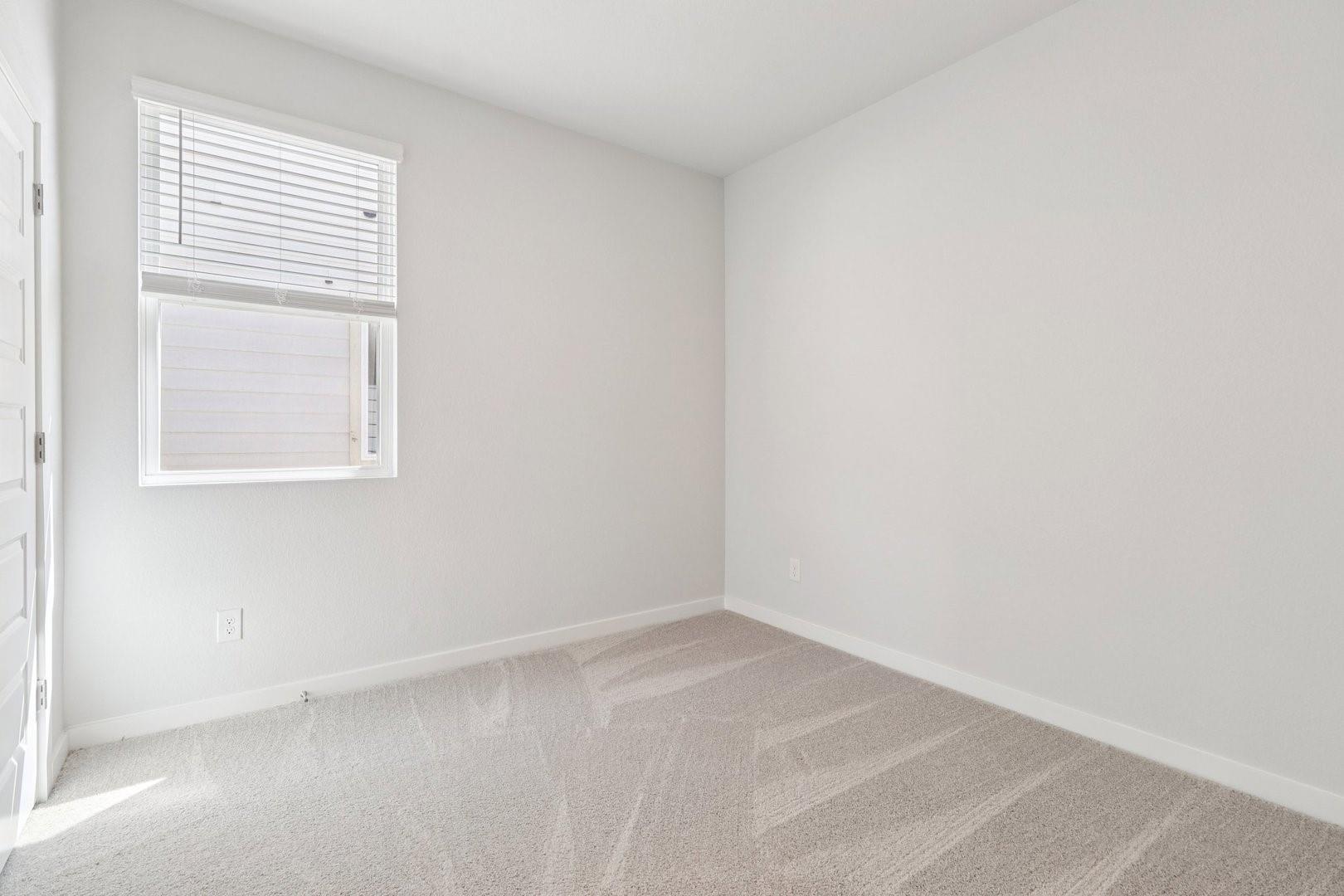 123 Two Bits Ln, Elgin, TX 78621