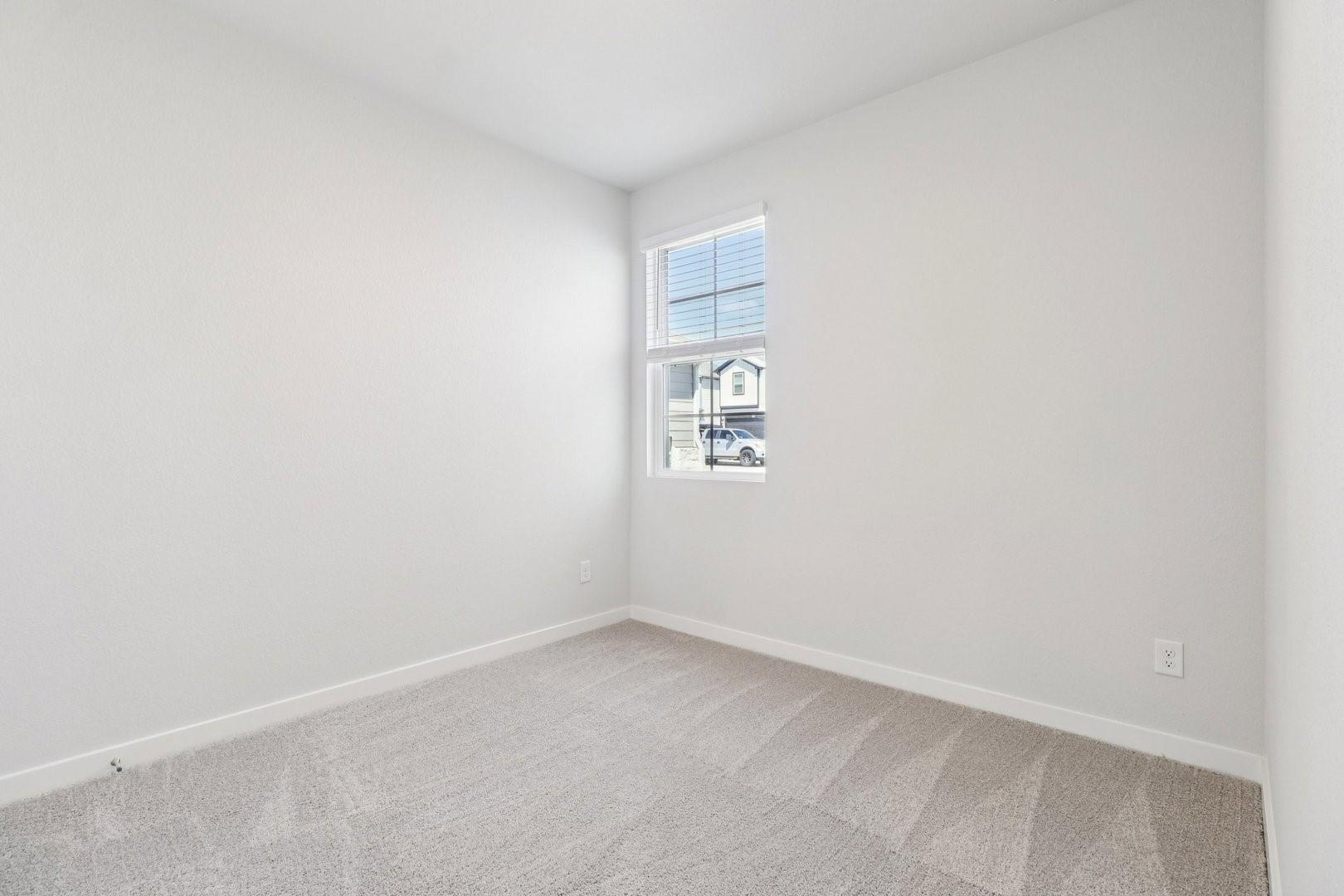 123 Two Bits Ln, Elgin, TX 78621