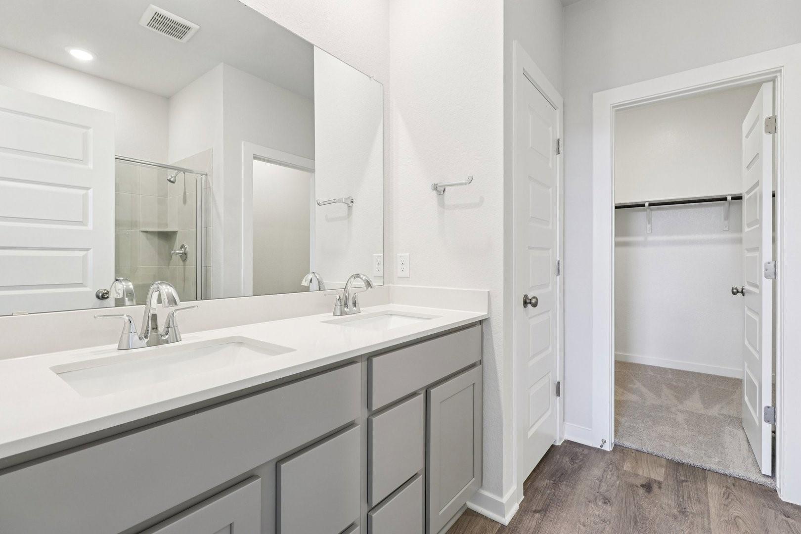 123 Two Bits Ln, Elgin, TX 78621