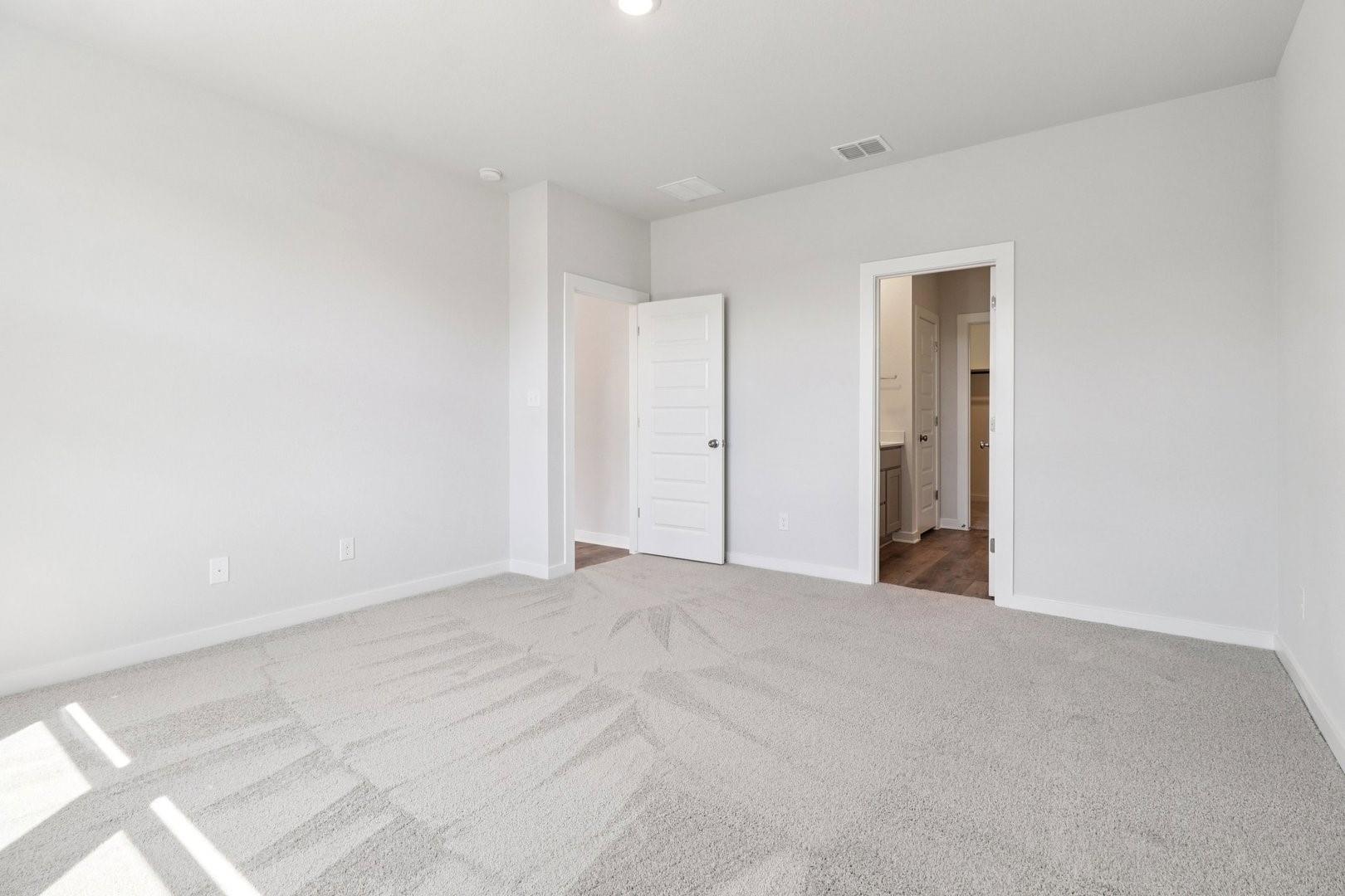 123 Two Bits Ln, Elgin, TX 78621