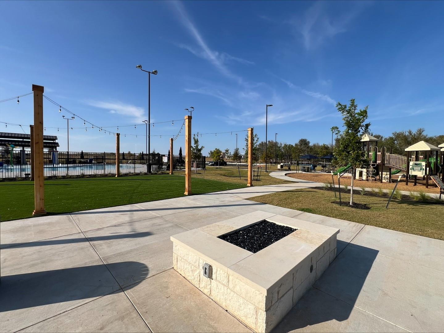 123 Two Bits Ln, Elgin, TX 78621