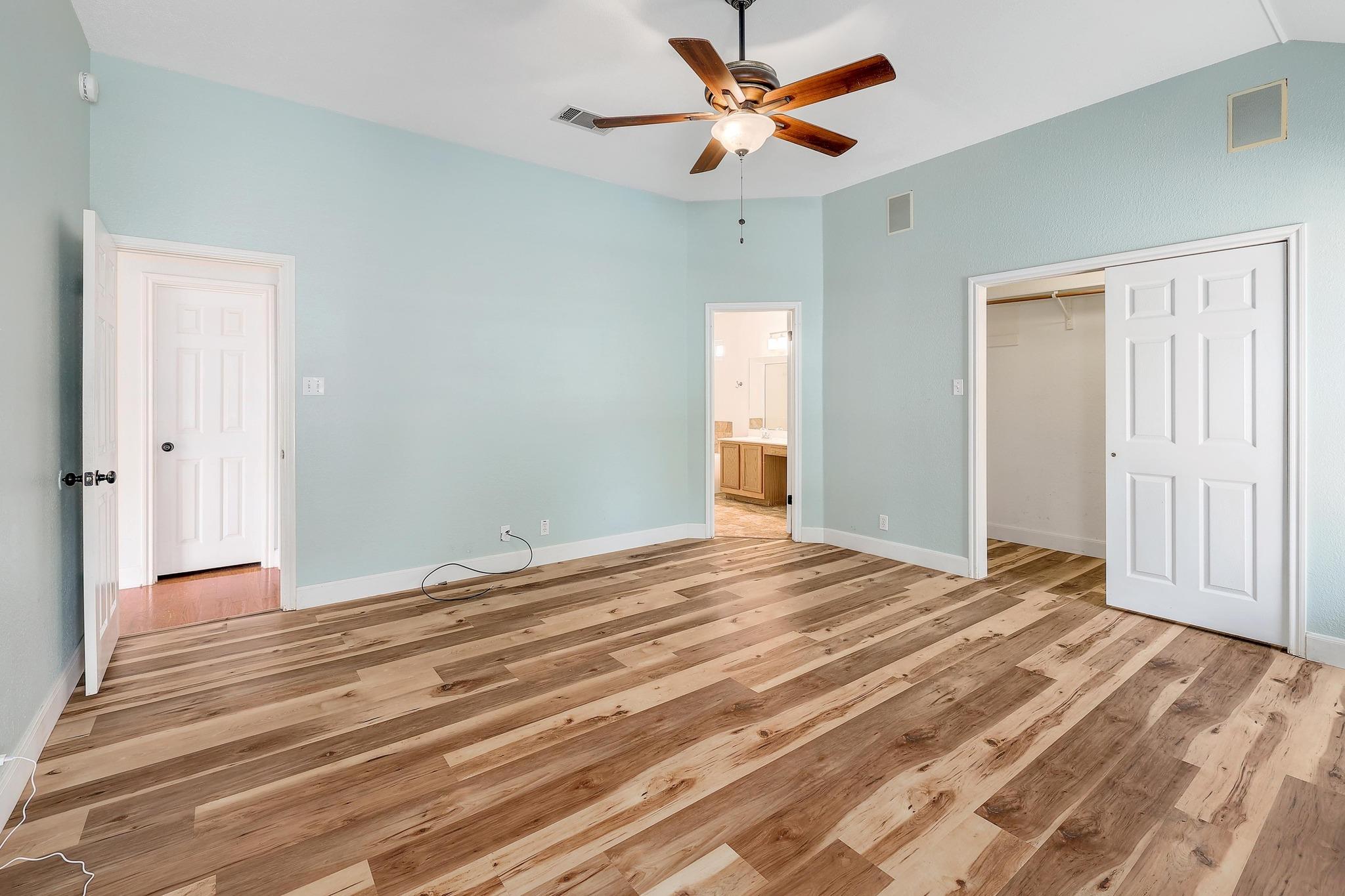 16716 Spotted Eagle Dr, Leander, TX 78641