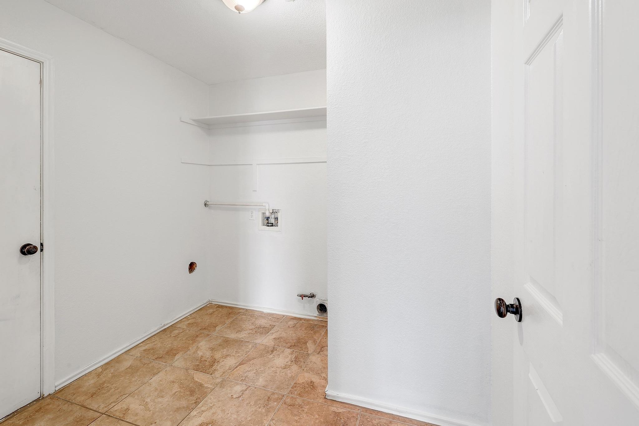 16716 Spotted Eagle Dr, Leander, TX 78641