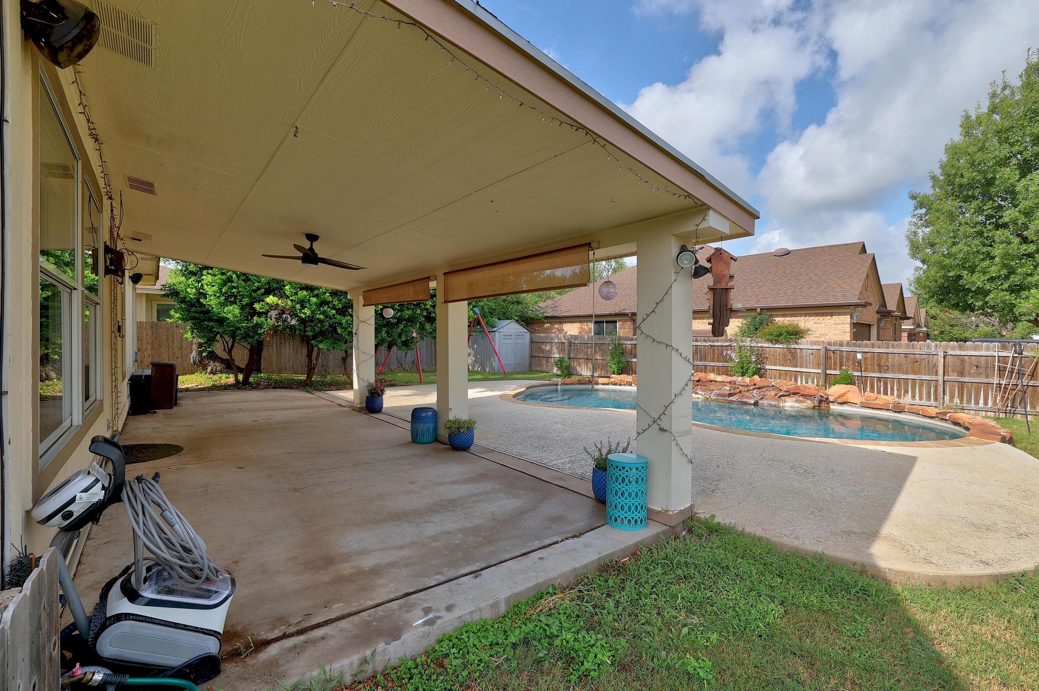 16716 Spotted Eagle Dr, Leander, TX 78641