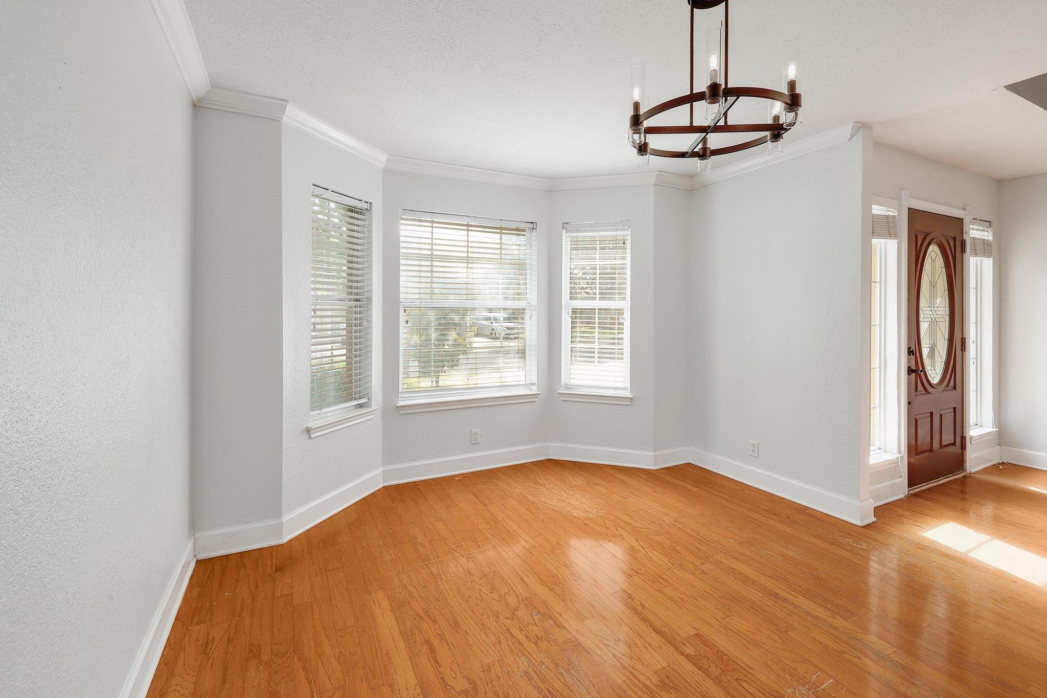 16716 Spotted Eagle Dr, Leander, TX 78641