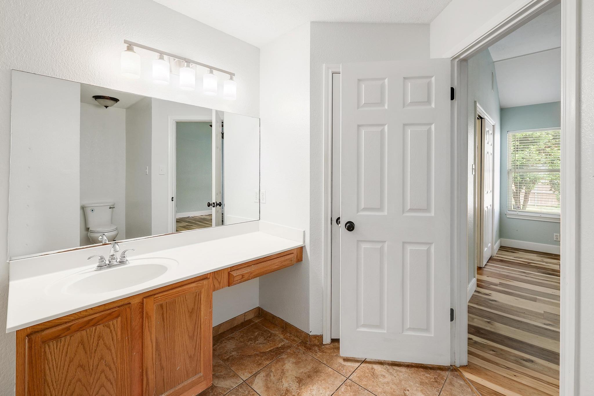 16716 Spotted Eagle Dr, Leander, TX 78641