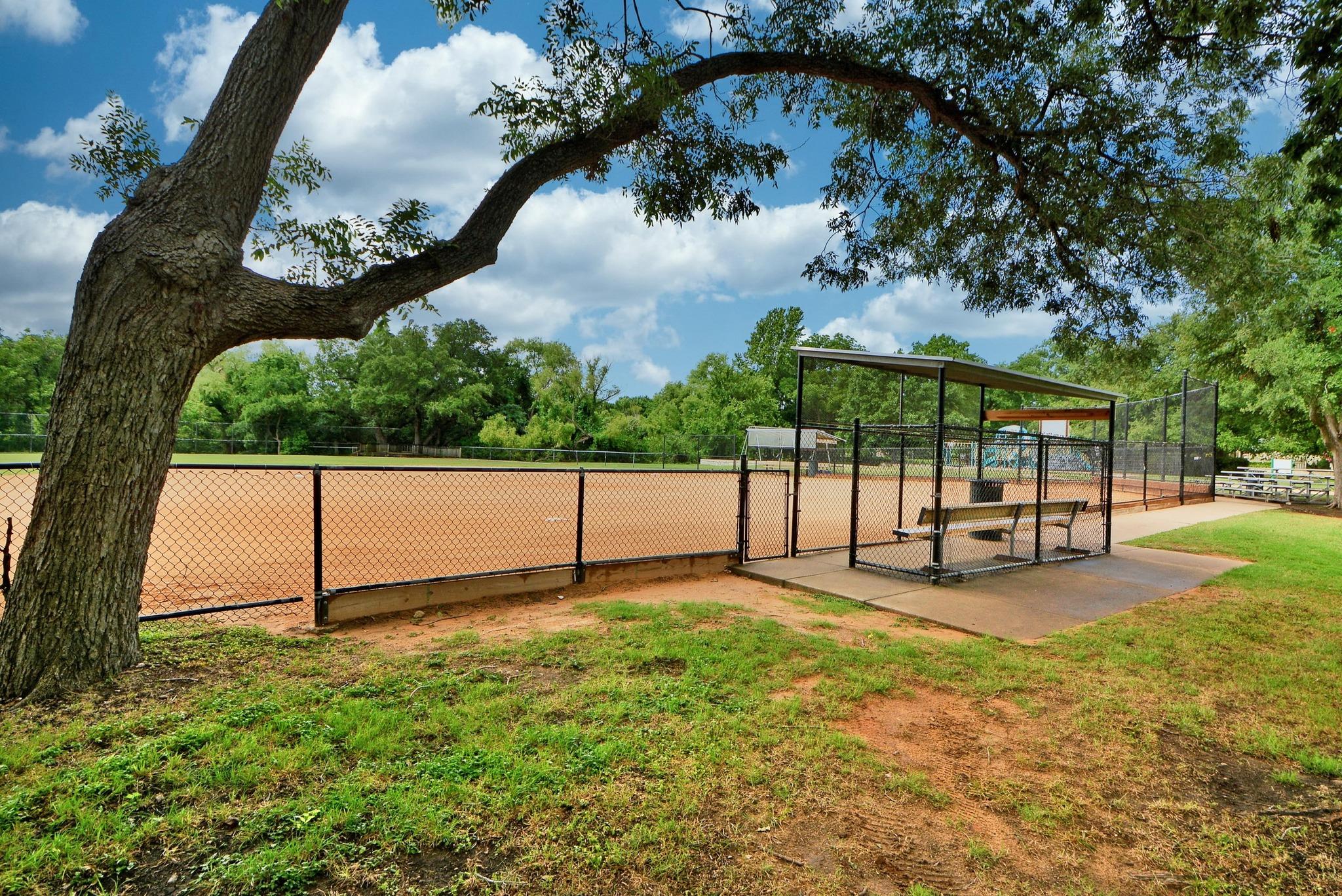 16716 Spotted Eagle Dr, Leander, TX 78641