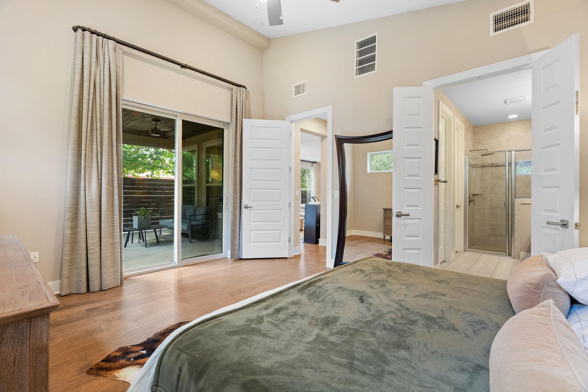 3707 Birch St # B, Austin, TX 78704