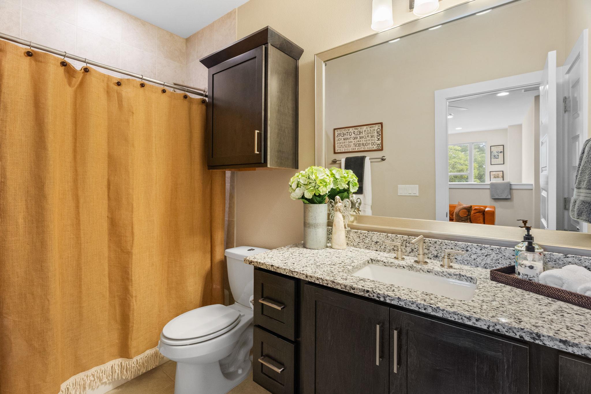 3707 Birch St # B, Austin, TX 78704