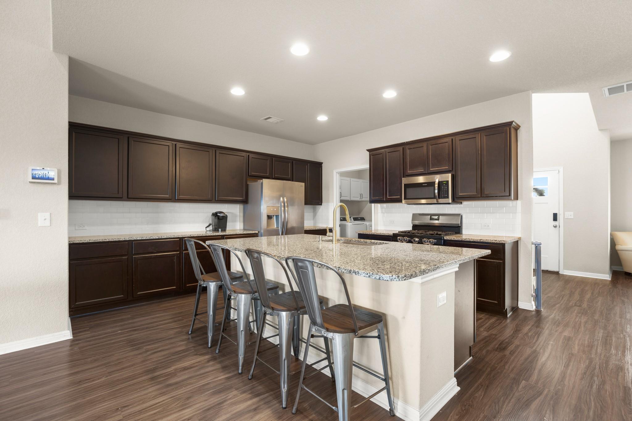 605 Dubina Ave, Georgetown, TX 78626