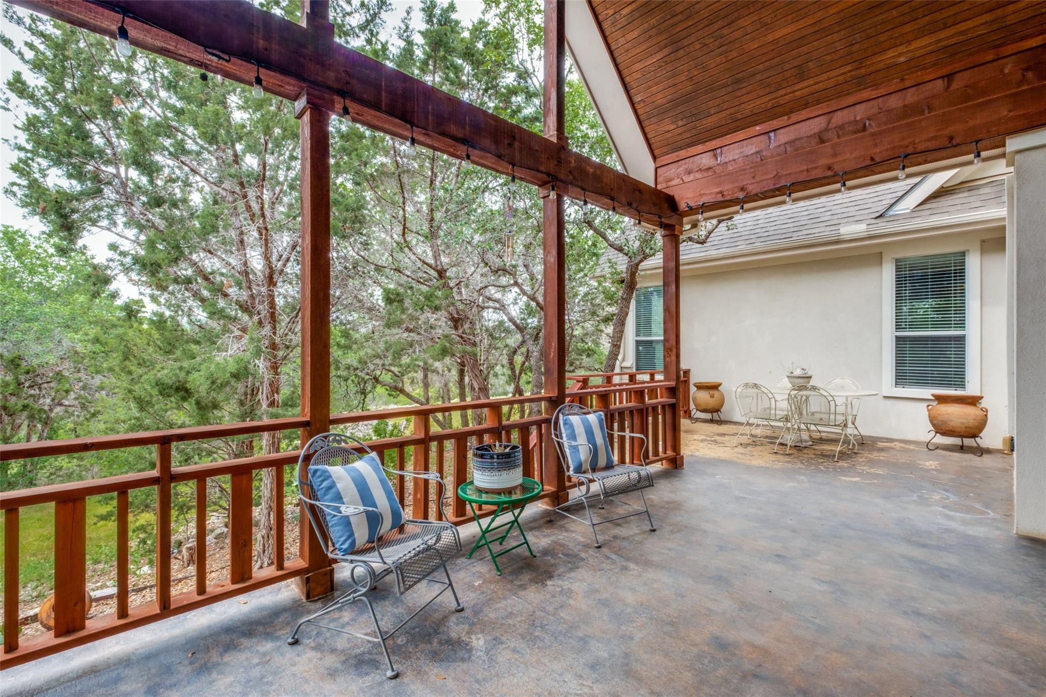 20501 Bee Hive Ln, Spicewood, TX 78669