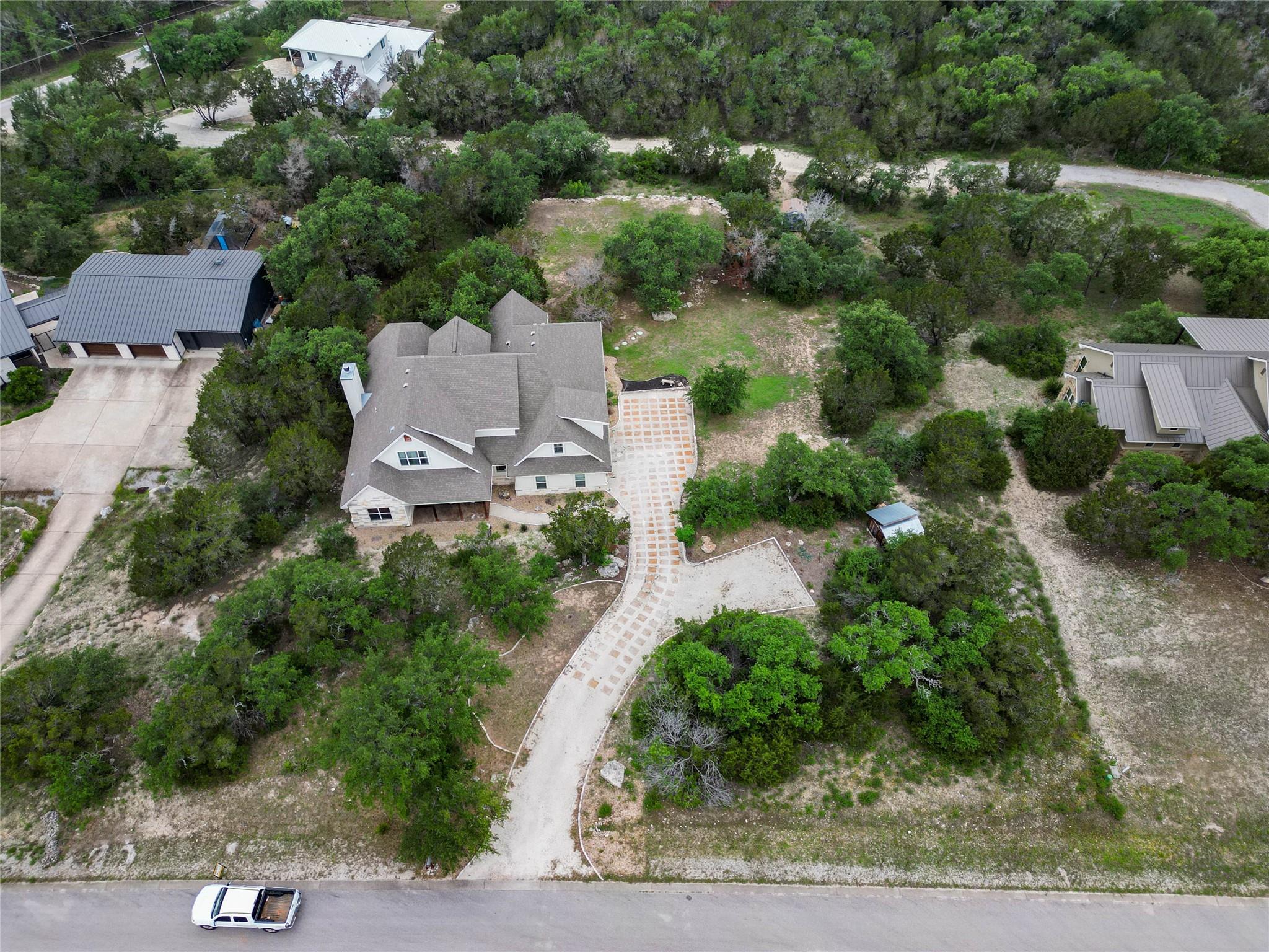 20501 Bee Hive Ln, Spicewood, TX 78669